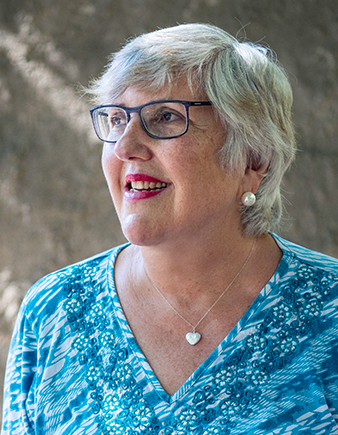Lesley Levine